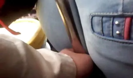Brunette dewasa menyukai threesome keras dengan laki-laki yang filmbokeponline dipompa