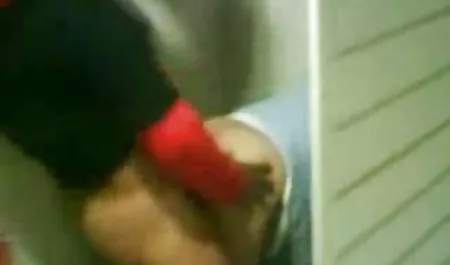 Pelajar berusia 18 tahun memutuskan untuk bokep online barat cantik menyenangkan putranya