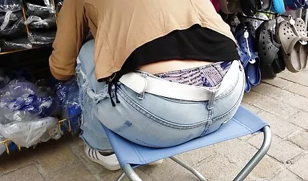 Moms online video dewasa seks anal pertama