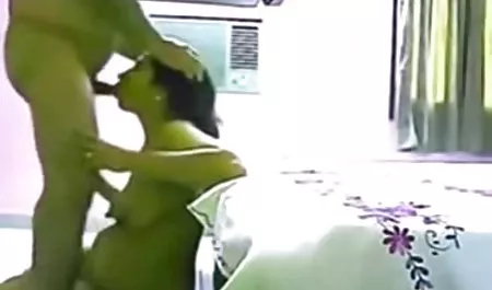Doggy style anal sex dengan ikal yang indah dan bokeb onlen terbaru laki-laki brutal