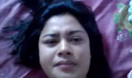 Dia terbiasa dengan dildo bokep online animasi dan kontol di pantatnya