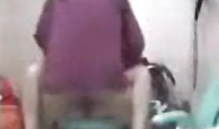 Kecantikan Rusia Masha situs nonton bokep online di casting mendapat bercinta anal seks dengan seorang pria seksi