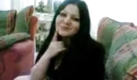 Brunette Chubby bokep online mertua Tanita meniduri vagina berbulu dengan vibrator