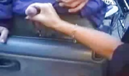 Bayi menggunakan pepsi cola untuk bokep tante online masturbasi